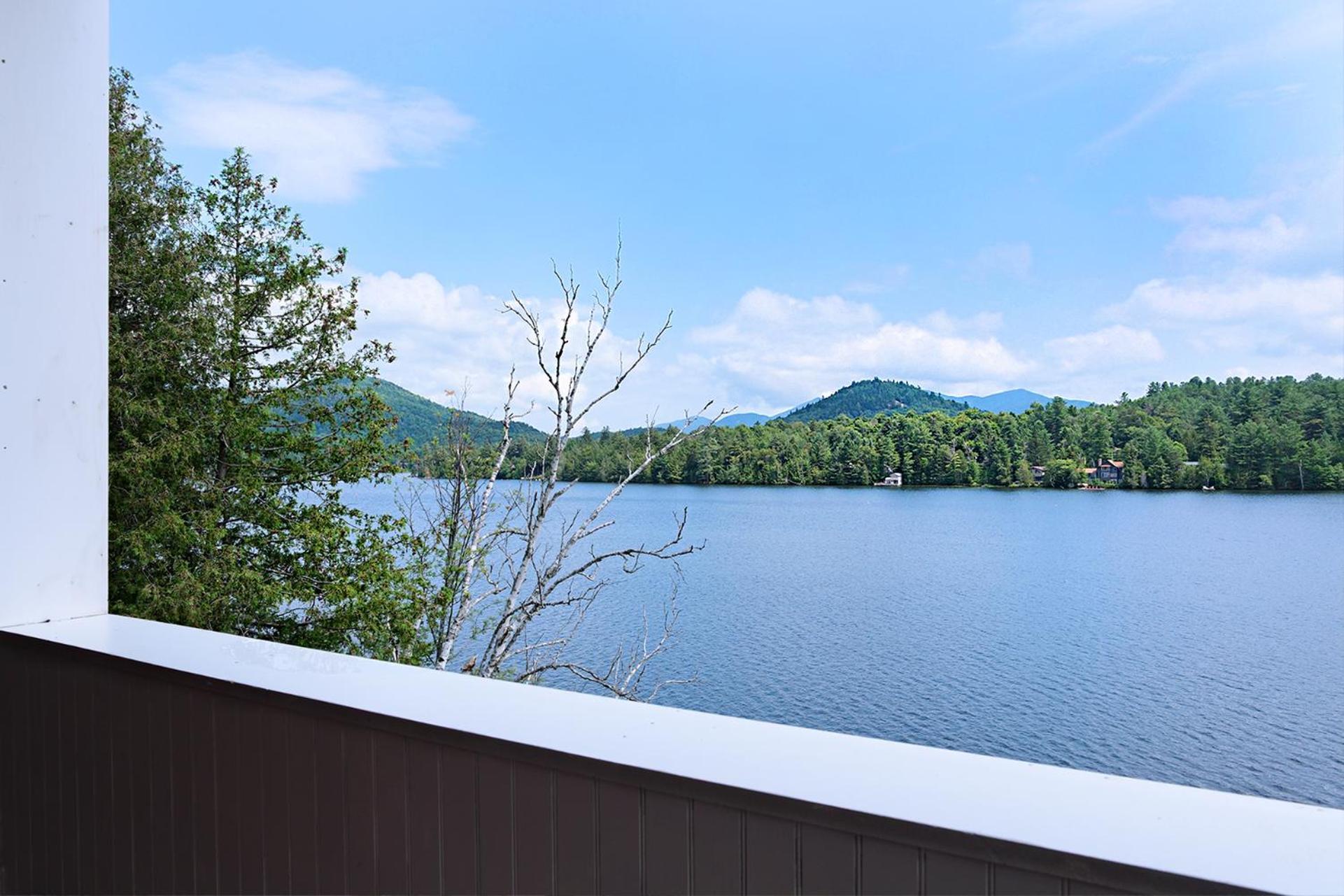 The Haus On Mirror Lake Lake Placid Zimmer foto
