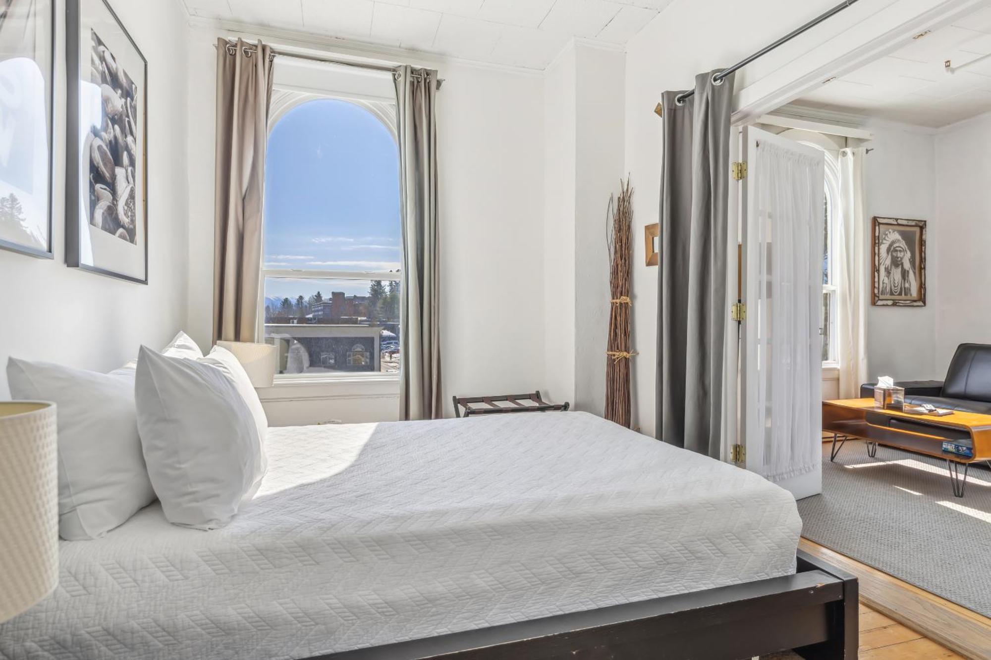 The Haus On Mirror Lake Lake Placid Zimmer foto